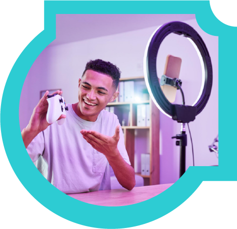 Ilustración de una persona grabando un video gamer para TikTok